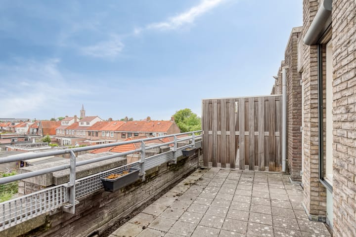 Photo 21 of Kruisweg 4