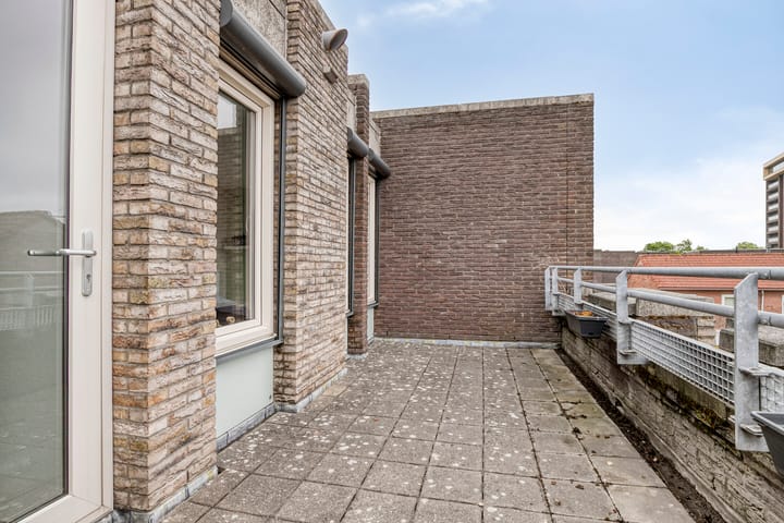 Photo 22 of Kruisweg 4