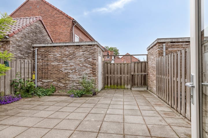 Photo 23 of Kruisweg 4