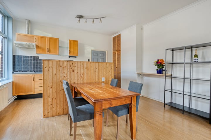 Photo 21 of Poelgeeststraat 1-A