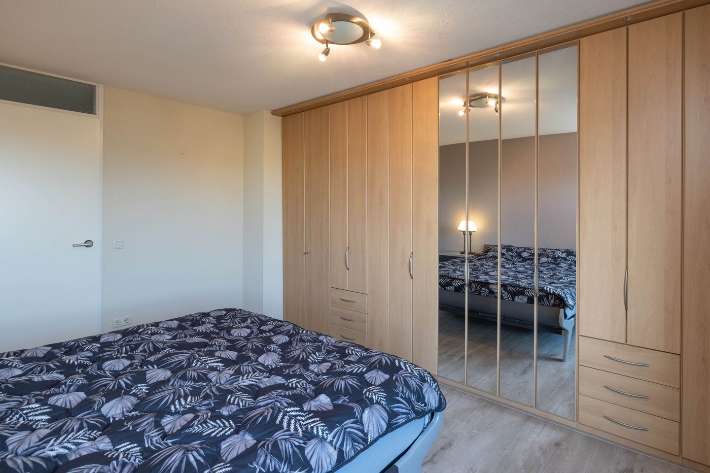 Photo 19 of Wessex 129