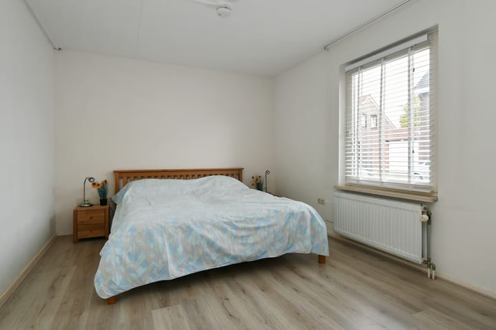 Photo 6 of Baexemerweg 4-A