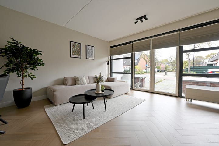 Photo 4 of Zwaluw 103