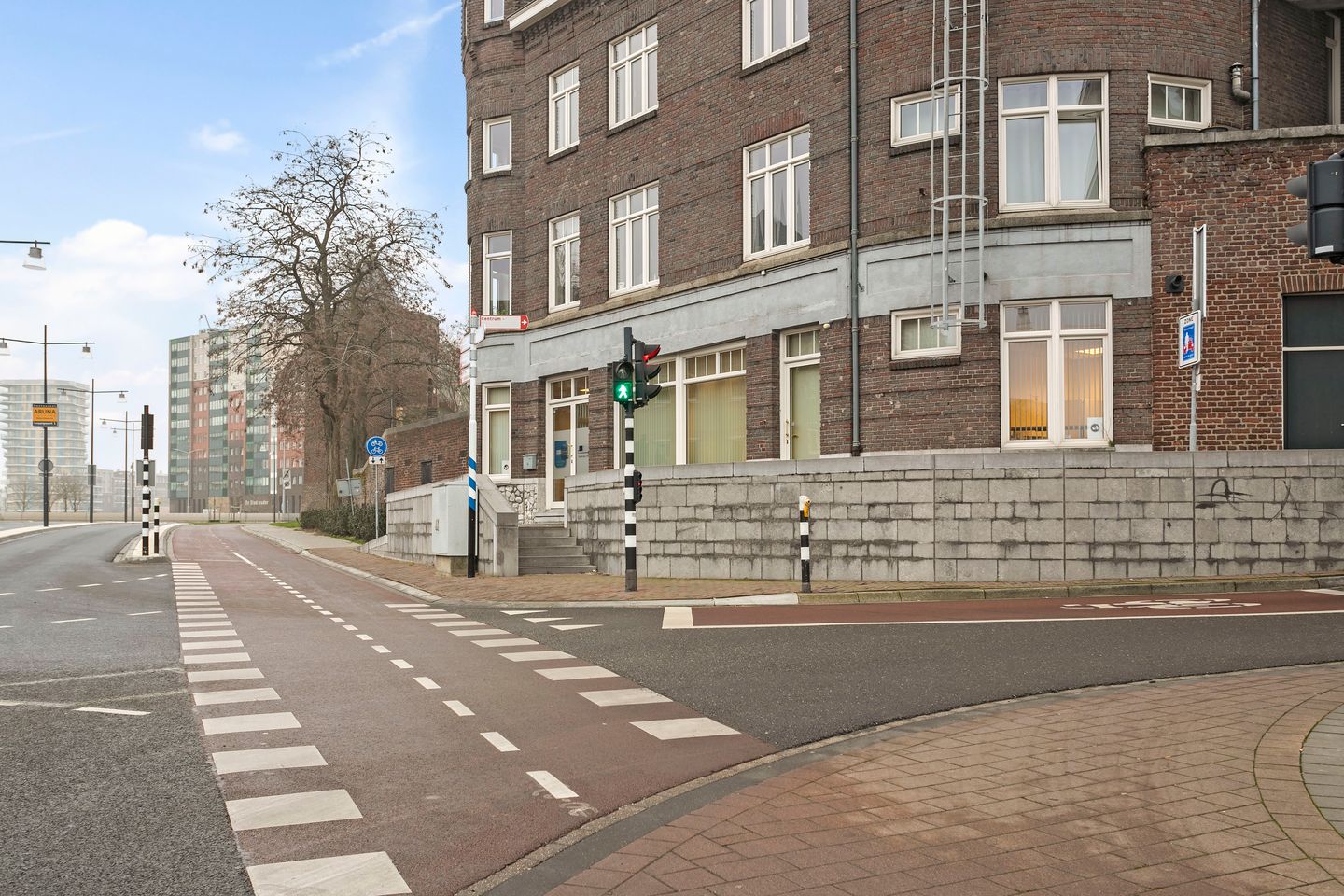 View photo 2 of Kraanpoort 10