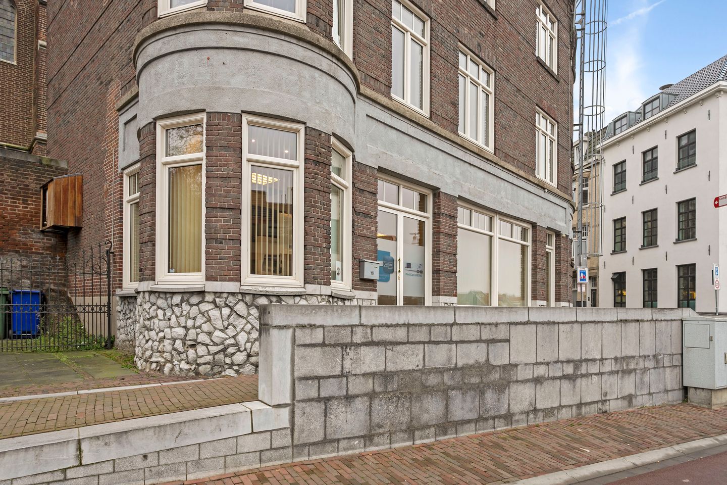 View photo 3 of Kraanpoort 10