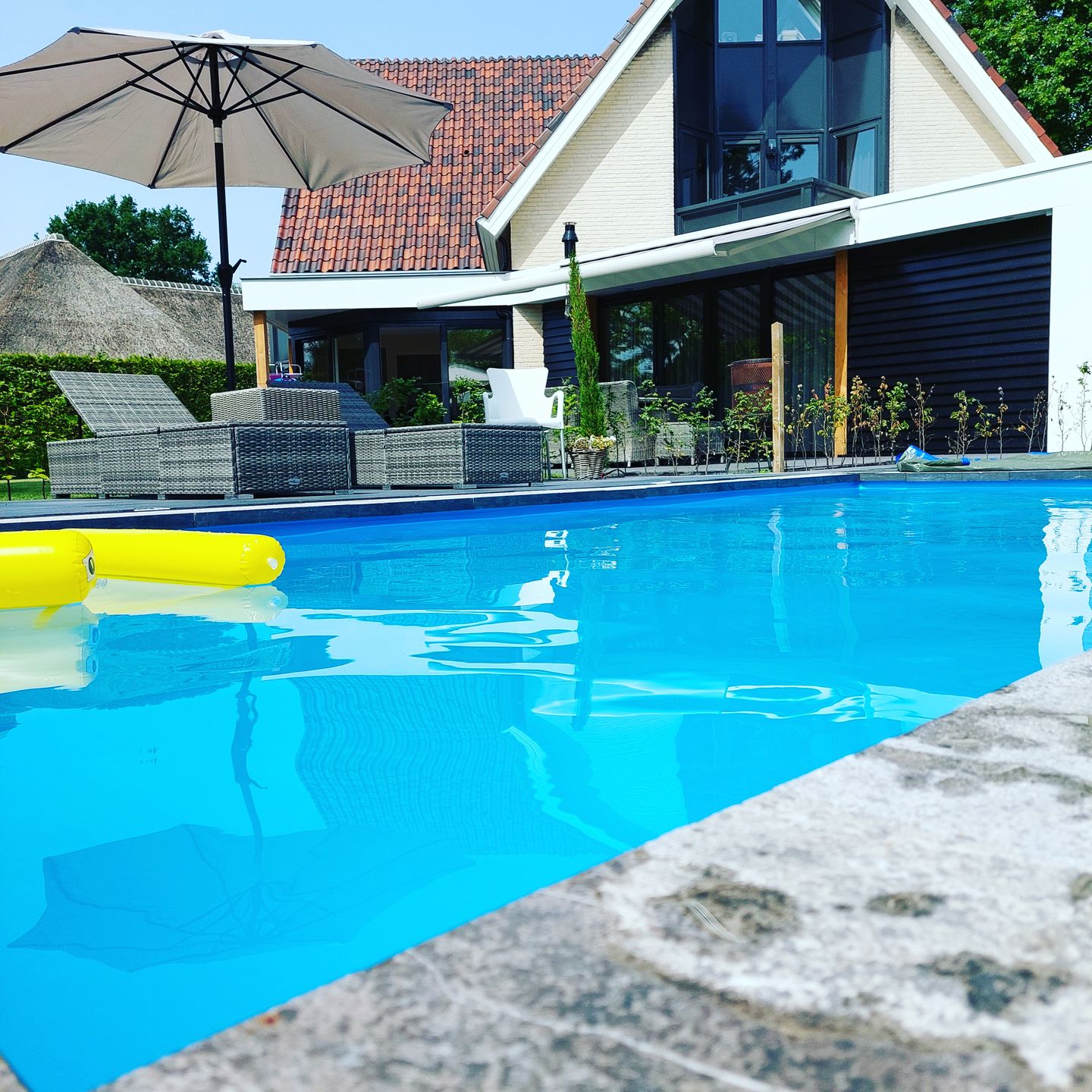 Foto 80 van Buitenhof 9