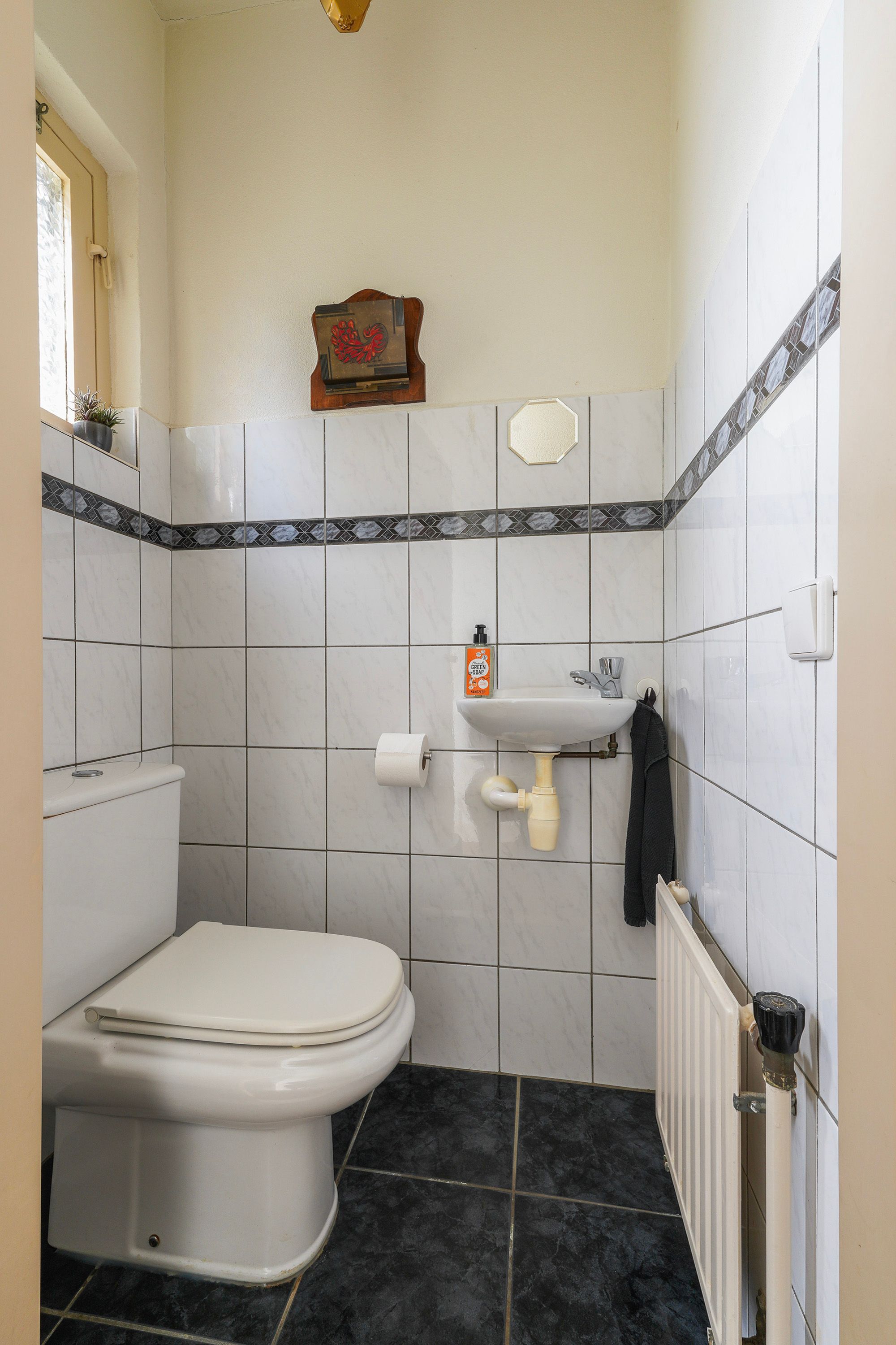 Photo 9 of Dintel 44