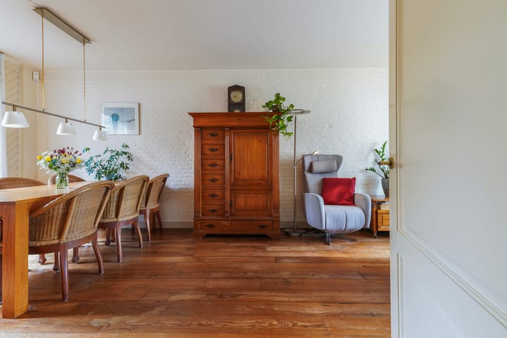 Photo 10 of Dintel 44