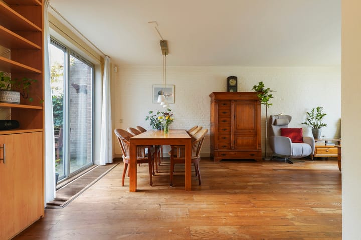 Photo 14 of Dintel 44