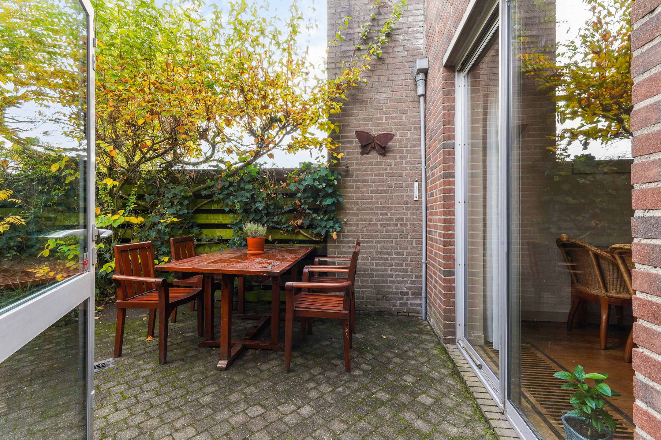 Photo 30 of Dintel 44