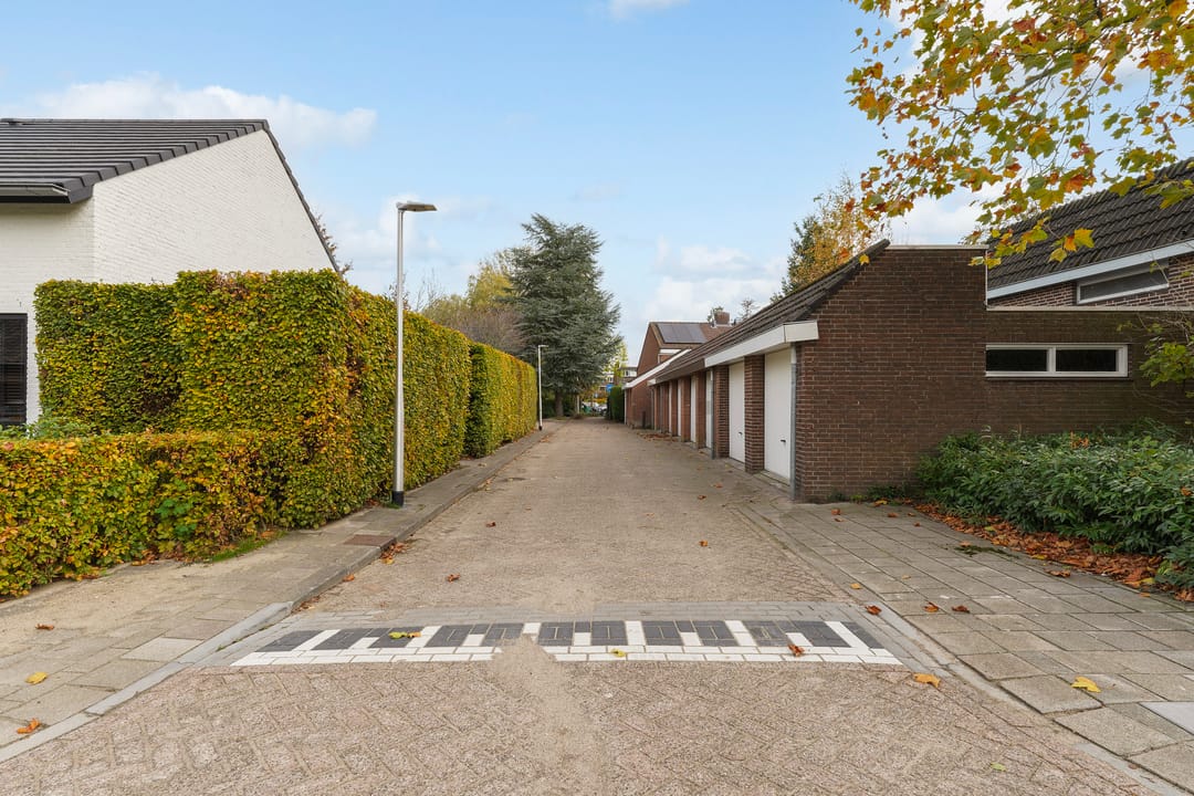 Photo 37 of Dintel 44