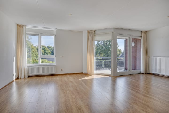 Foto 2 van Kamillelaan 75