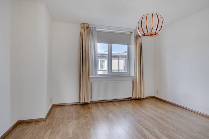 Foto 21 van Kamillelaan 75