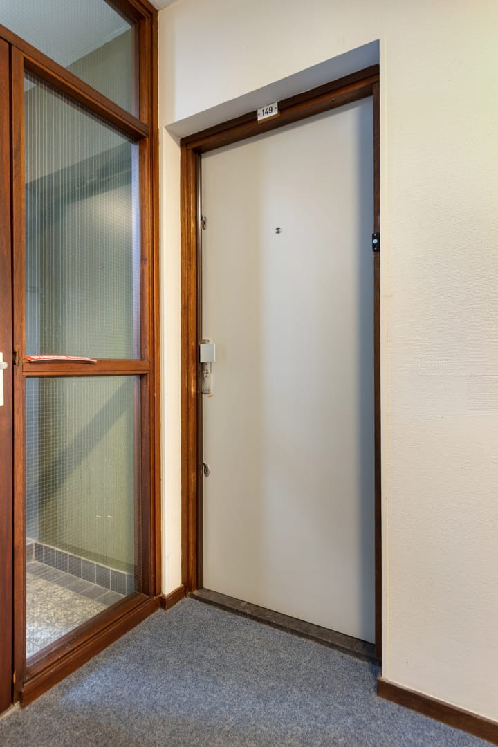 Photo 12 of Alexanderstraat 149