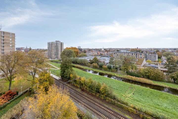 Photo 21 of Alexanderstraat 149