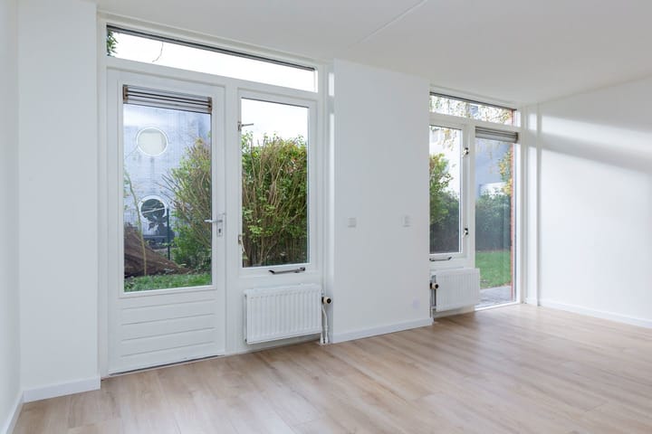 Foto 11 van James Stewartstraat 248