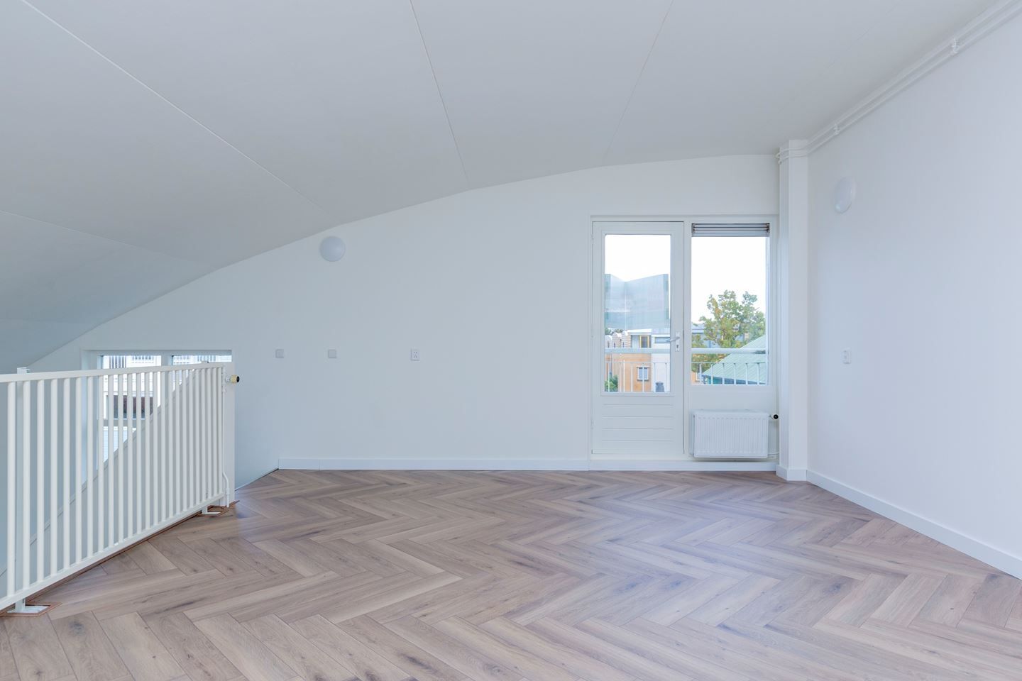 Photo 33 of James Stewartstraat 248