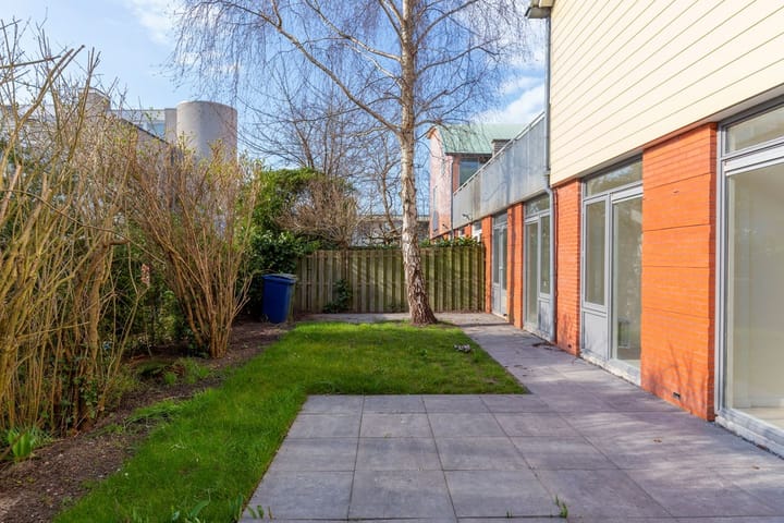 Foto 42 van James Stewartstraat 248