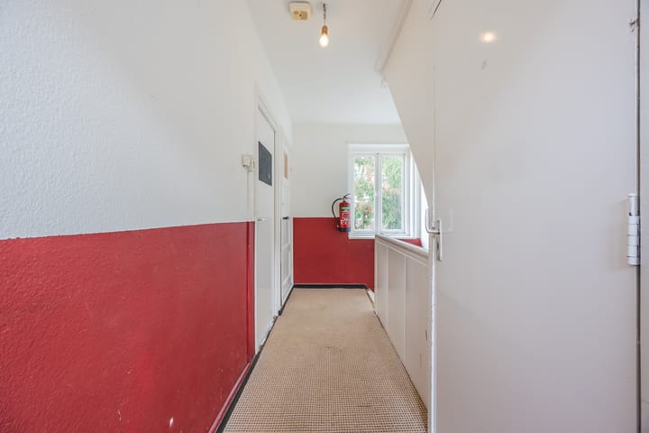 Photo 13 of Distelstraat 27