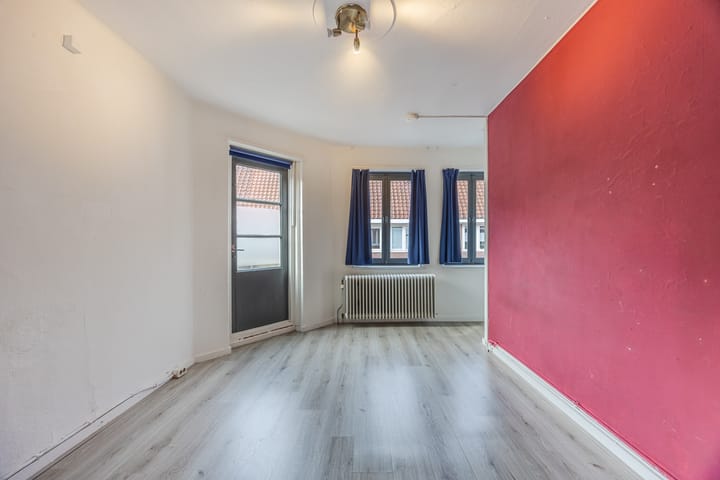 Photo 16 of Distelstraat 27