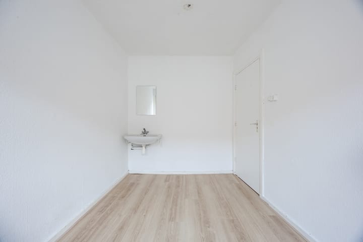 Photo 19 of Distelstraat 27