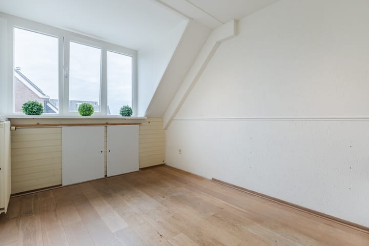 Photo 22 of J.J. Allanstraat 298-A