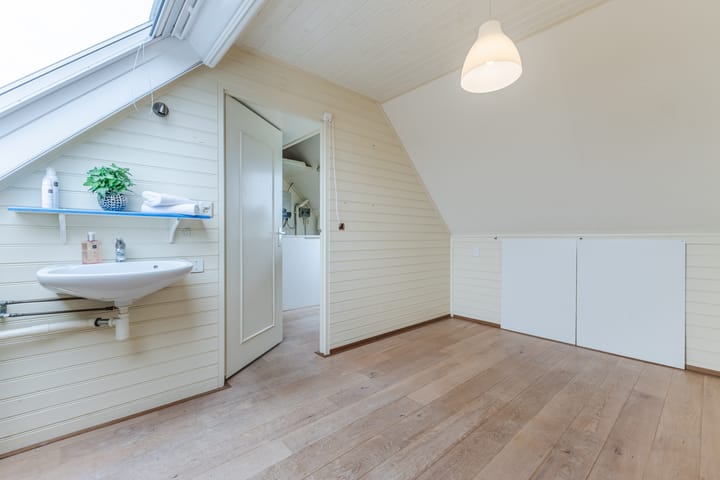 Photo 37 of J.J. Allanstraat 298-A