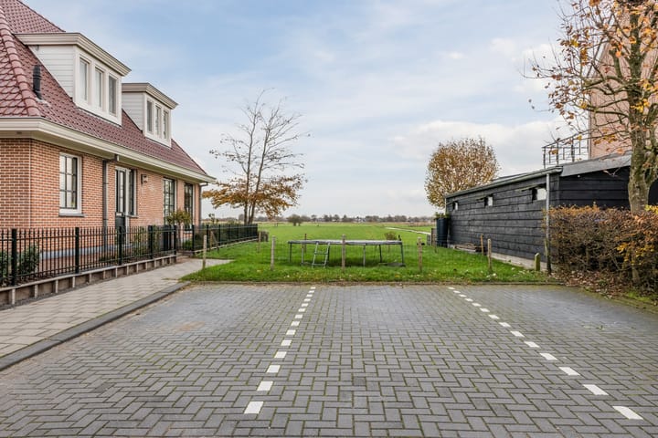 Photo 44 of J.J. Allanstraat 298-A