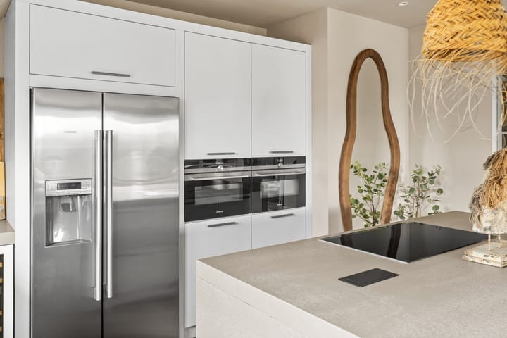 Photo 12 of Oosteinderweg 585