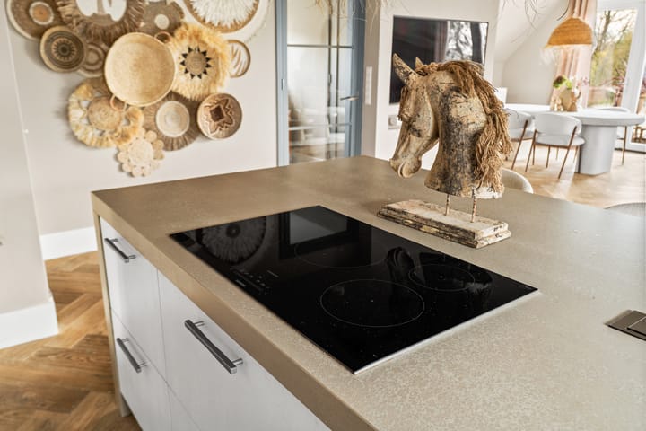 Photo 13 of Oosteinderweg 585