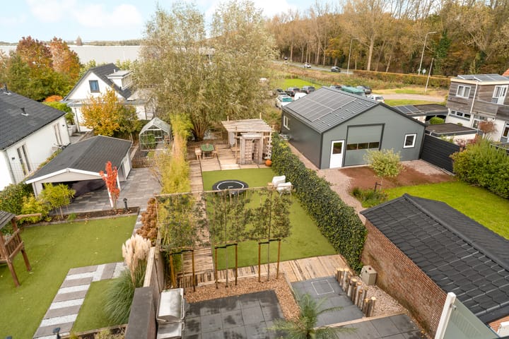 Photo 17 of Oosteinderweg 585