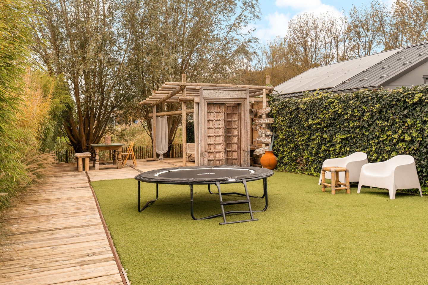 Foto 40 van Oosteinderweg 585