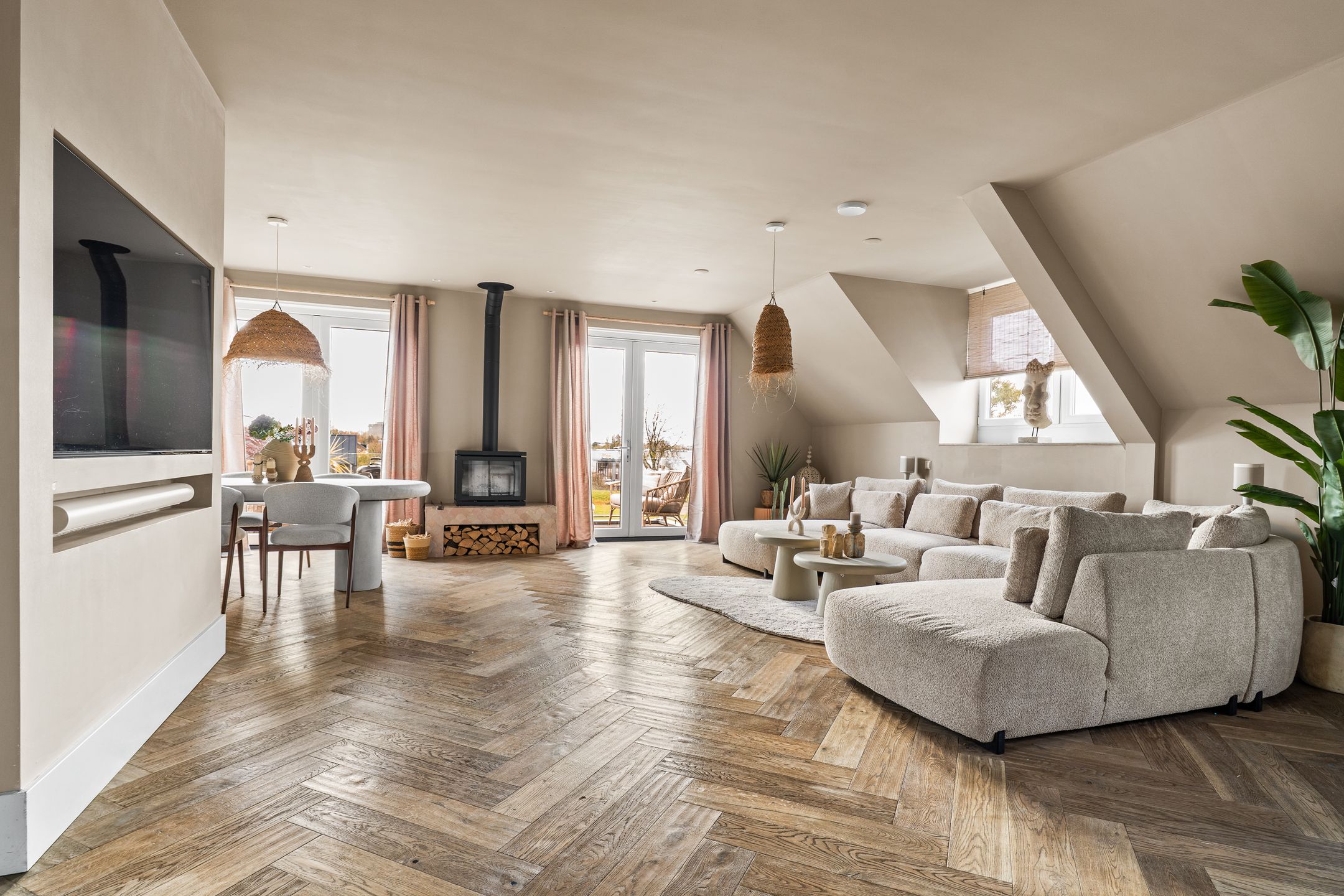 Foto 3 van Oosteinderweg 585