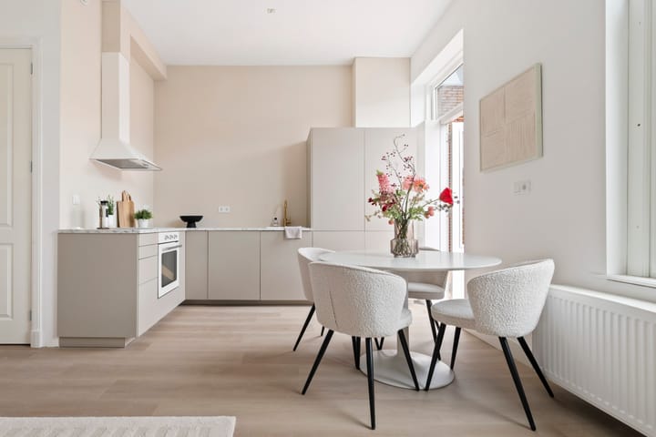 Foto 4 van Linschotenstraat 4-A