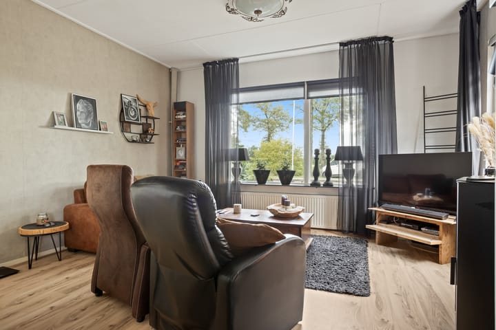 Photo 6 of Dommersweg 25