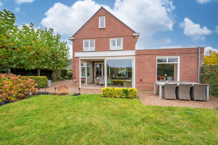 Photo 43 of Boskampstraat 32