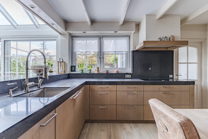 Photo 22 of Jaguar 15