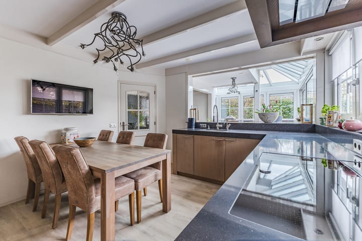 Photo 23 of Jaguar 15