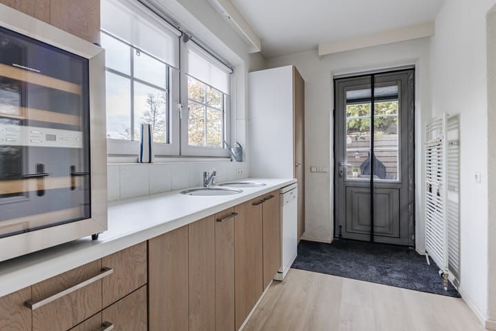 Photo 26 of Jaguar 15