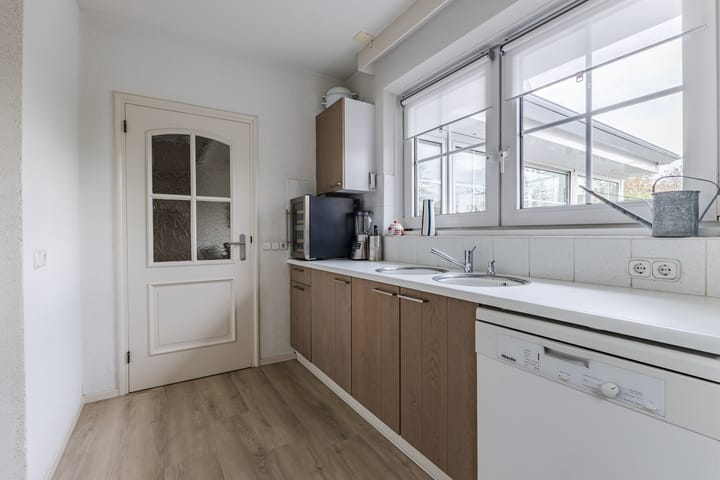 Photo 27 of Jaguar 15