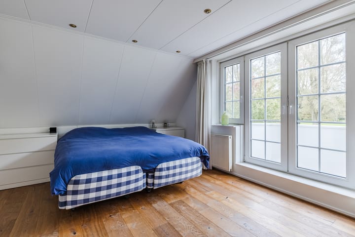 Photo 36 of Jaguar 15