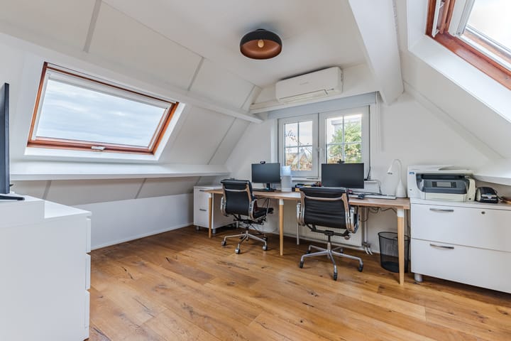 Photo 47 of Jaguar 15