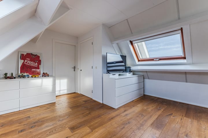 Photo 48 of Jaguar 15