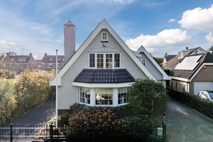 Photo 71 of Jaguar 15