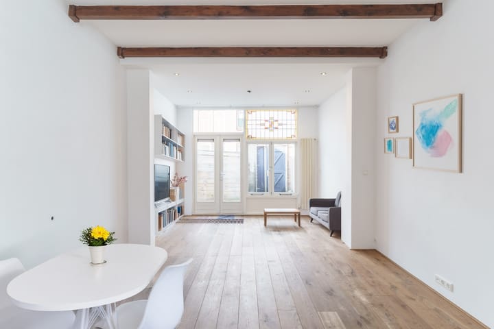 Photo 6 of Van Renswoudestraat 34