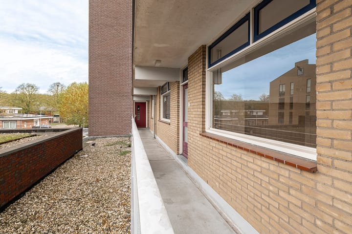 Foto 3 van Chopinplein 57