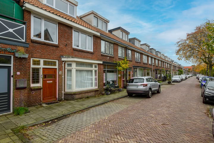 Photo 3 of Hugo de Vriesstraat 57-B