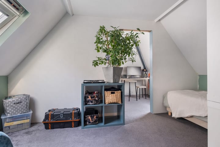 Photo 17 of Ouddorpsestraat 11