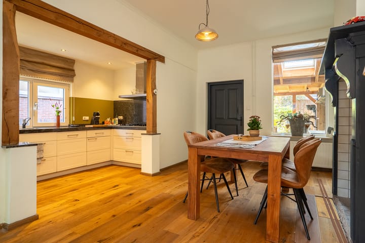 Foto 11 van Schoolstraat 50