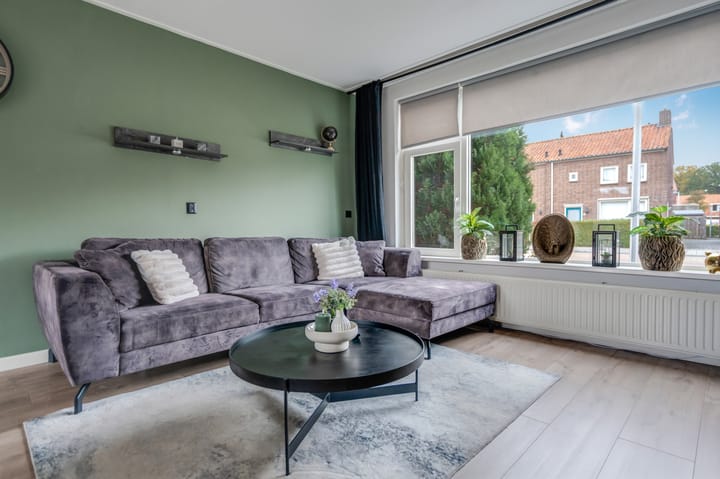 Photo 10 of Karel Doormanstraat 11